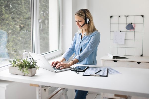 Standing Desk Assembly in Bend